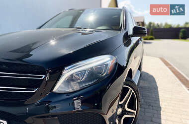 Внедорожник / Кроссовер Mercedes-Benz GLE-Class 2016 в 