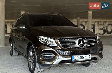 Внедорожник / Кроссовер Mercedes-Benz GLE-Class 2016 в 