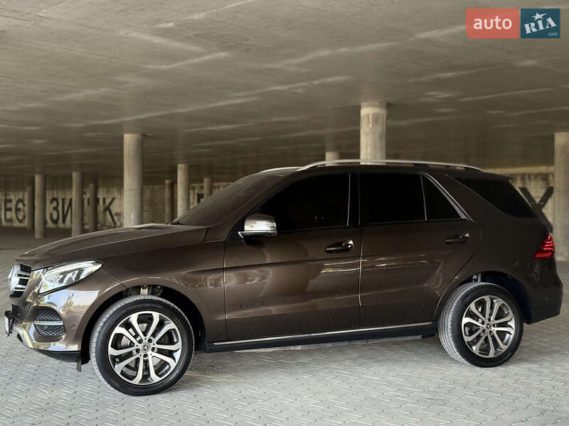 Внедорожник / Кроссовер Mercedes-Benz GLE-Class 2016 в Тернополе