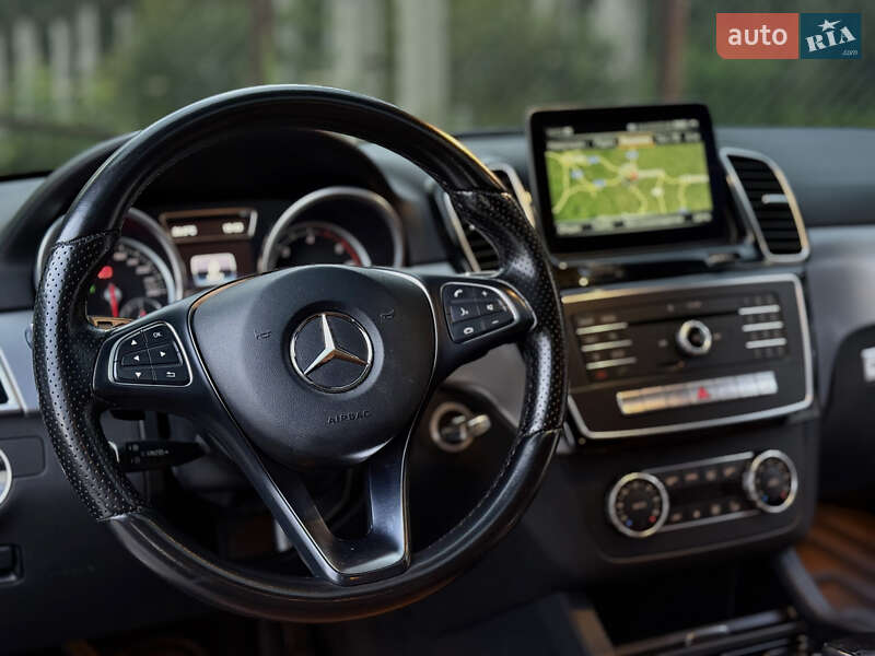 Внедорожник / Кроссовер Mercedes-Benz GLE-Class 2016 в Тернополе