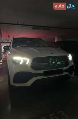Внедорожник / Кроссовер Mercedes-Benz GLE-Class 2019 в 
