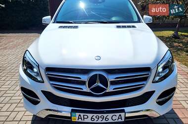 Внедорожник / Кроссовер Mercedes-Benz GLE-Class 2015 в 
