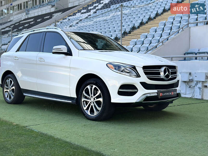 Внедорожник / Кроссовер Mercedes-Benz GLE-Class 2016 в Одессе фото 8 Внедорожник / Кроссовер Mercedes-Benz GLE-Class 2016 в Одессе