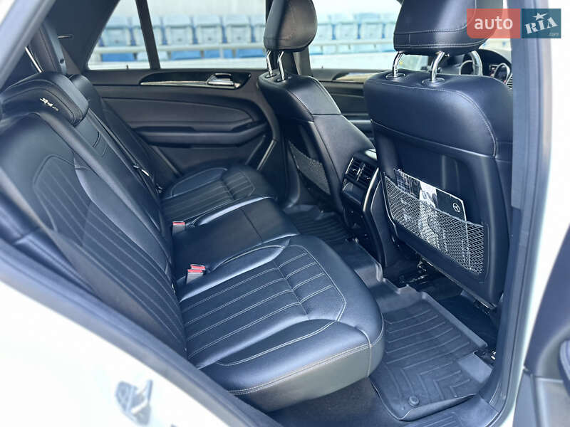 Внедорожник / Кроссовер Mercedes-Benz GLE-Class 2016 в Одессе фото 62 Внедорожник / Кроссовер Mercedes-Benz GLE-Class 2016 в Одессе
