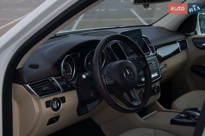 Внедорожник / Кроссовер Mercedes-Benz GLE-Class 2018 в Киеве