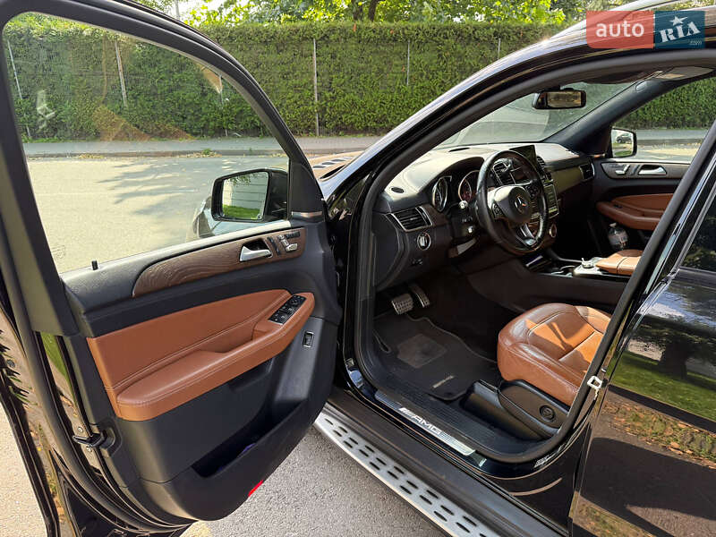 Внедорожник / Кроссовер Mercedes-Benz GLE-Class 2017 в Киеве