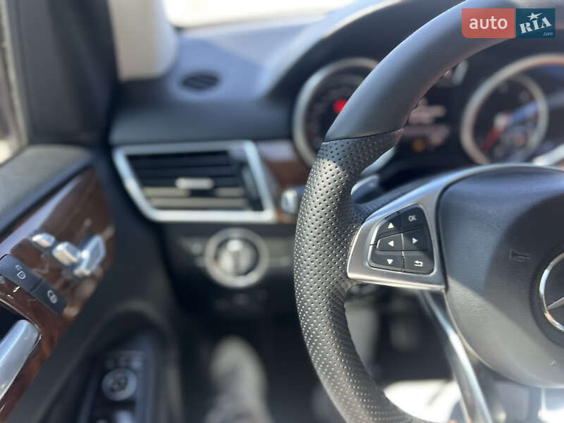 Внедорожник / Кроссовер Mercedes-Benz GLE-Class 2016 в Ужгороде