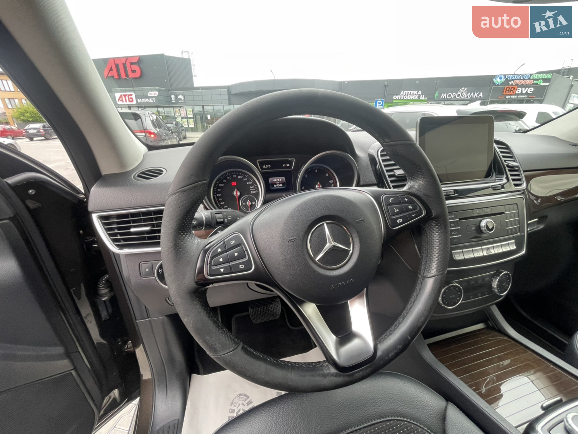 2017 Mercedes-Benz GLE - мініатюра 51
