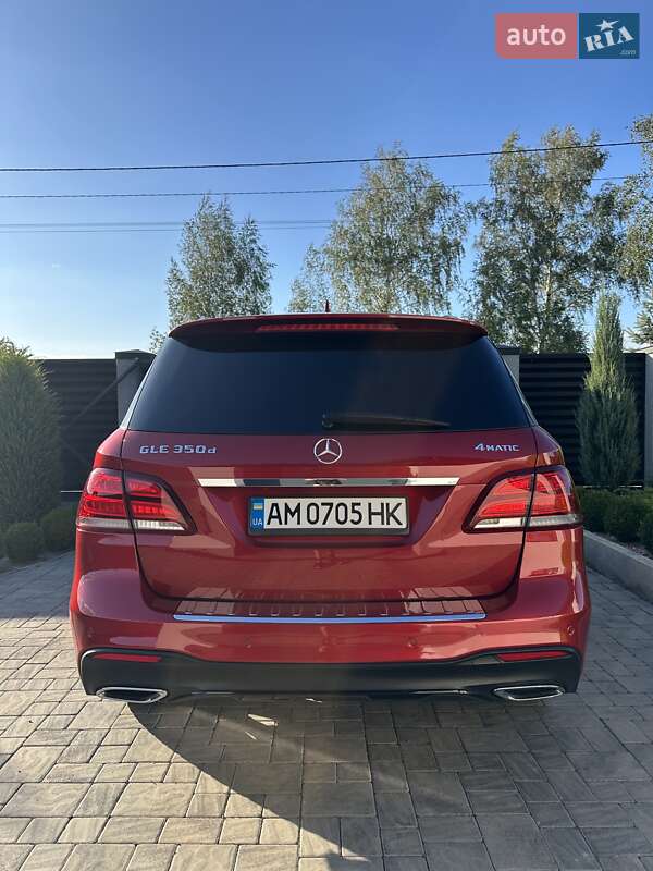 Внедорожник / Кроссовер Mercedes-Benz GLE-Class 2016 в Коростене