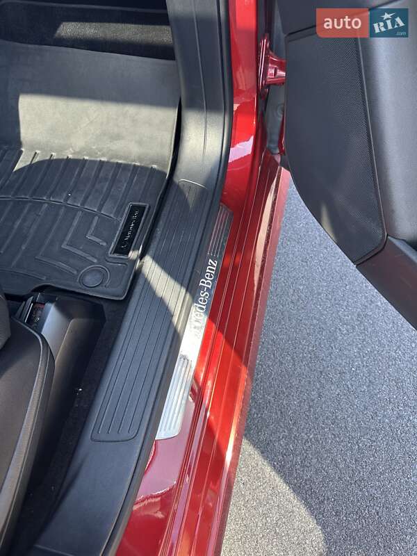 Внедорожник / Кроссовер Mercedes-Benz GLE-Class 2016 в Коростене