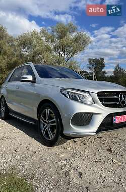 Внедорожник / Кроссовер Mercedes-Benz GLE-Class 2016 в 