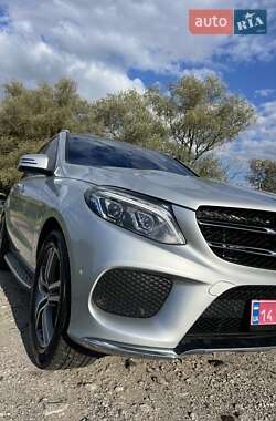 Внедорожник / Кроссовер Mercedes-Benz GLE-Class 2016 в 