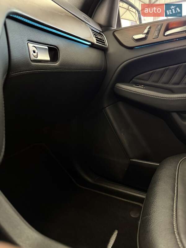 Позашляховик / Кросовер Mercedes-Benz GLE-Class 2015 в Кропивницькому