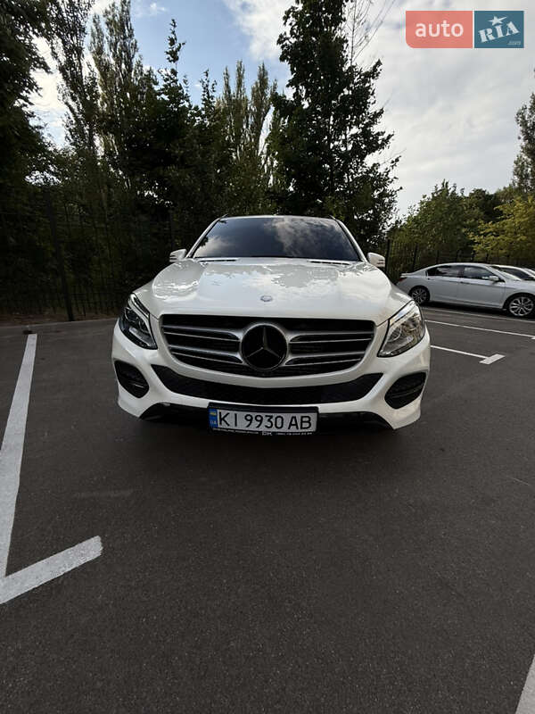 Внедорожник / Кроссовер Mercedes-Benz GLE-Class 2016 в Киеве
