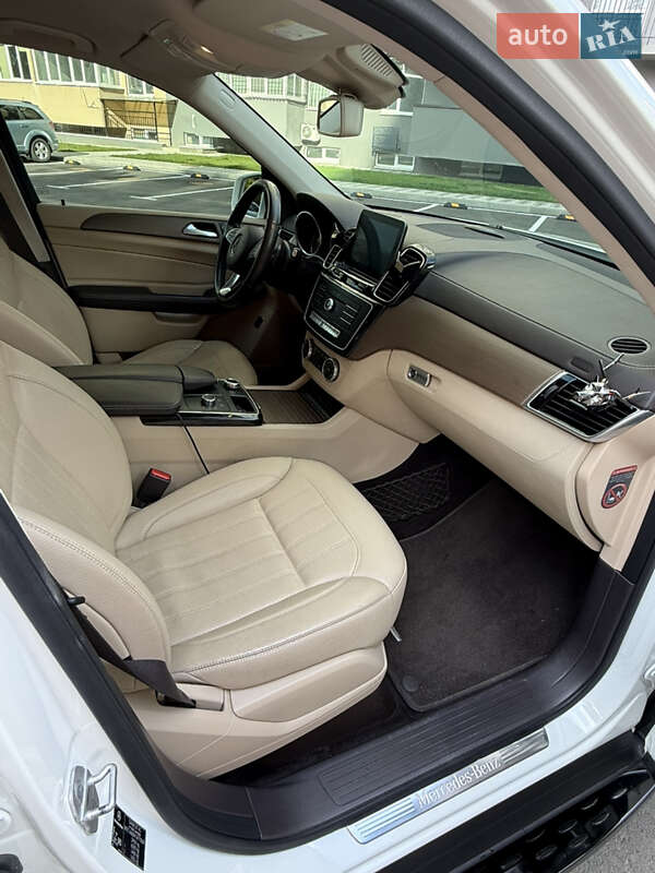 Внедорожник / Кроссовер Mercedes-Benz GLE-Class 2016 в Киеве