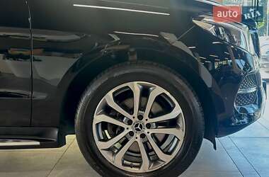 Внедорожник / Кроссовер Mercedes-Benz GLE-Class 2017 в 
