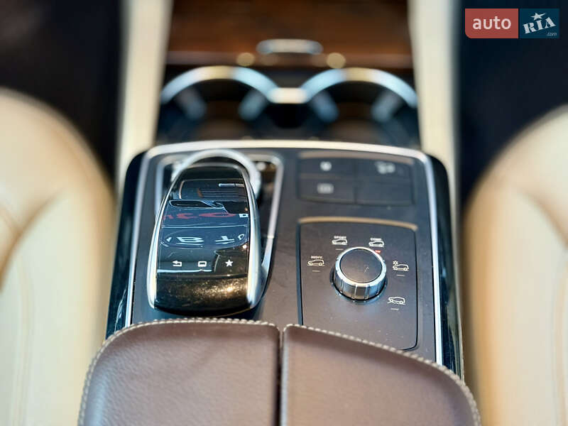 Внедорожник / Кроссовер Mercedes-Benz GLE-Class 2016 в Харькове