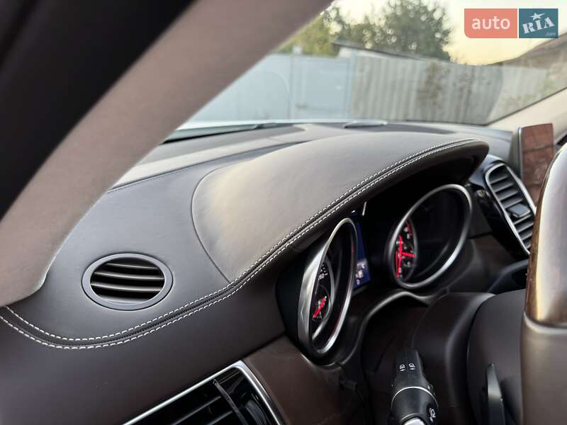 Позашляховик / Кросовер Mercedes-Benz GLE-Class 2017 в Києві фото 42 Позашляховик / Кросовер Mercedes-Benz GLE-Class 2017 в Києві