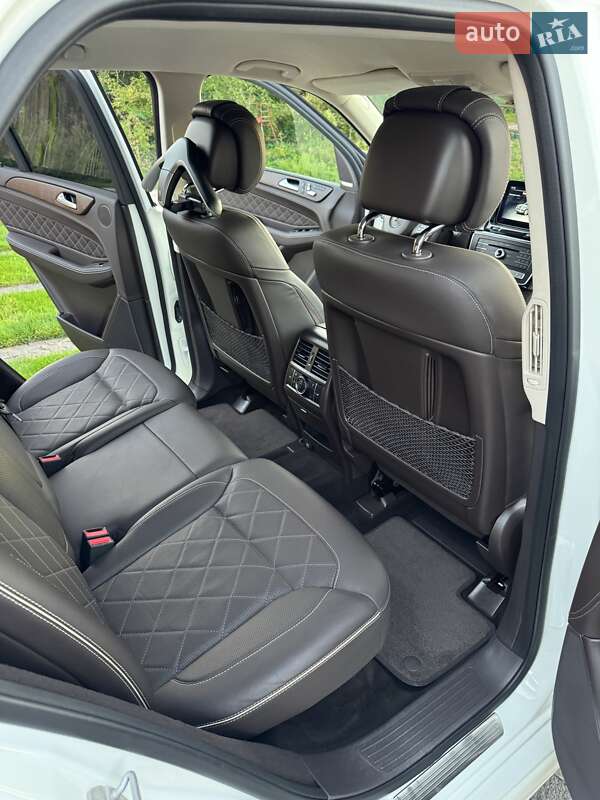 Позашляховик / Кросовер Mercedes-Benz GLE-Class 2017 в Києві фото 53 Позашляховик / Кросовер Mercedes-Benz GLE-Class 2017 в Києві