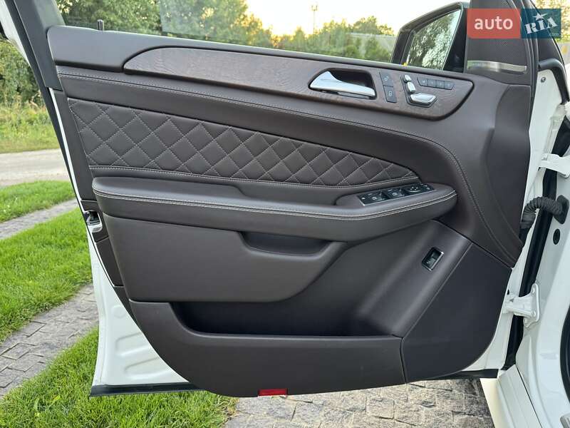 Позашляховик / Кросовер Mercedes-Benz GLE-Class 2017 в Києві фото 57 Позашляховик / Кросовер Mercedes-Benz GLE-Class 2017 в Києві