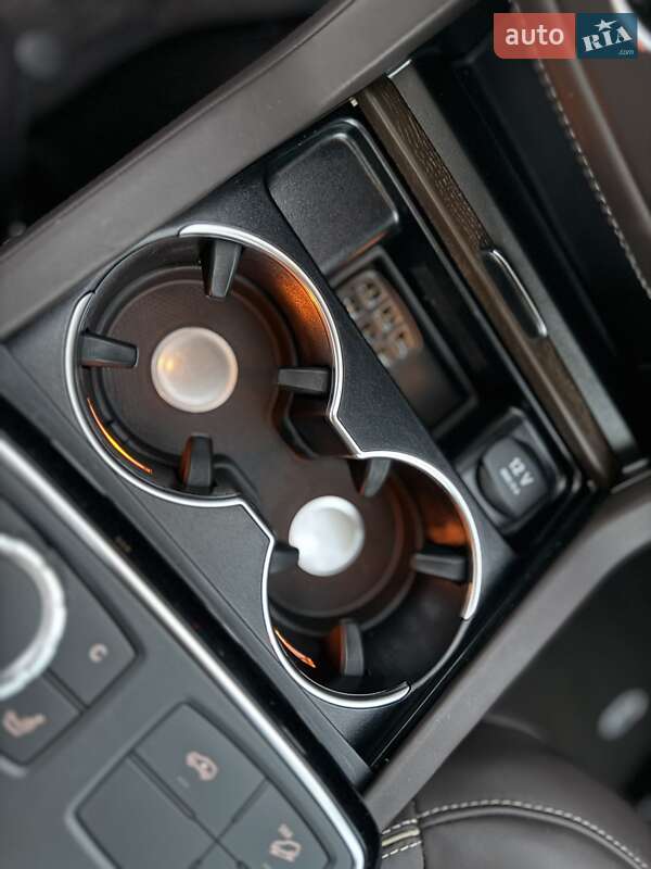 Позашляховик / Кросовер Mercedes-Benz GLE-Class 2017 в Києві фото 84 Позашляховик / Кросовер Mercedes-Benz GLE-Class 2017 в Києві