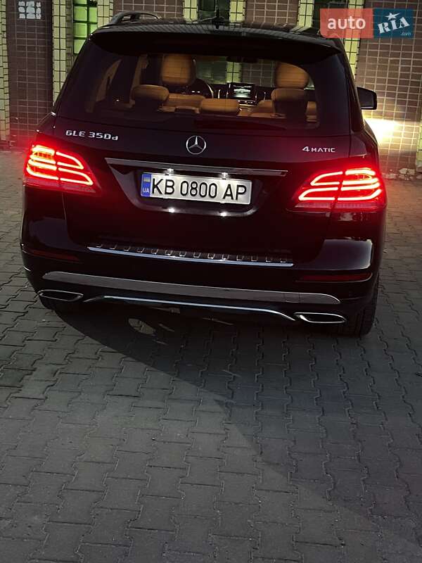 Внедорожник / Кроссовер Mercedes-Benz GLE-Class 2015 в Хмельницком