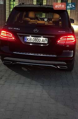 Внедорожник / Кроссовер Mercedes-Benz GLE-Class 2015 в 