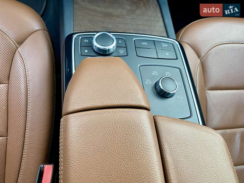 Внедорожник / Кроссовер Mercedes-Benz GLE-Class 2016 в Киеве