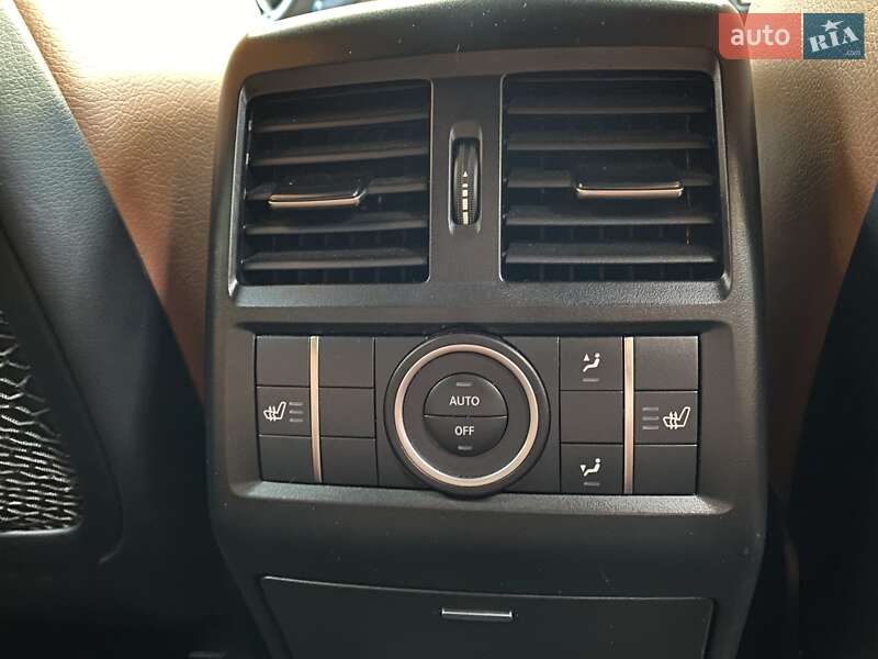 Внедорожник / Кроссовер Mercedes-Benz GLE-Class 2016 в Киеве