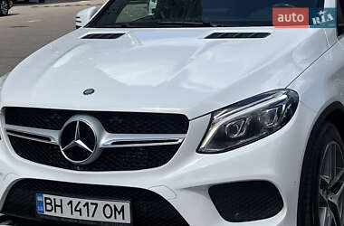 Внедорожник / Кроссовер Mercedes-Benz GLE-Class 2016 в 