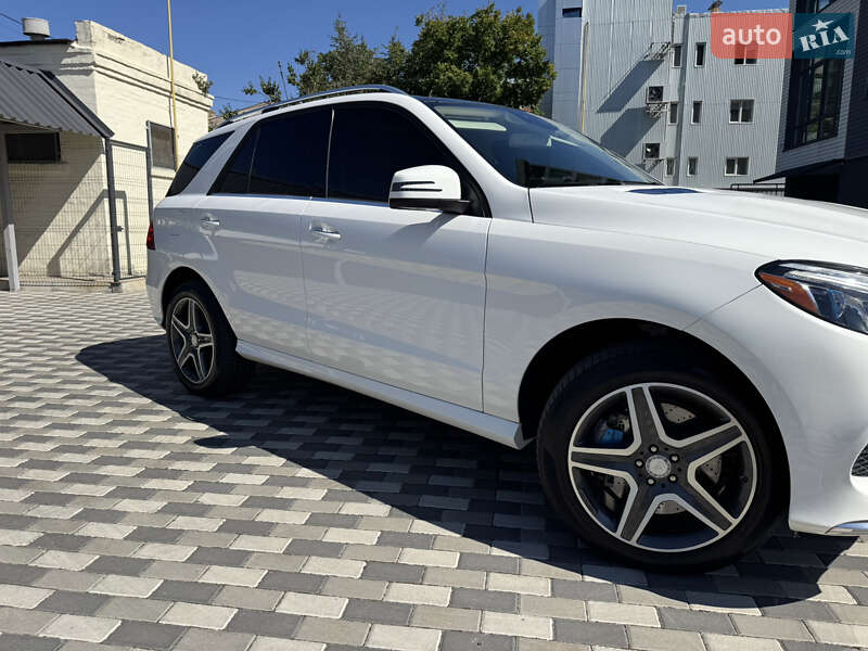 Внедорожник / Кроссовер Mercedes-Benz GLE-Class 2016 в Белой Церкви