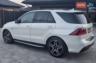 Внедорожник / Кроссовер Mercedes-Benz GLE-Class 2016 в 