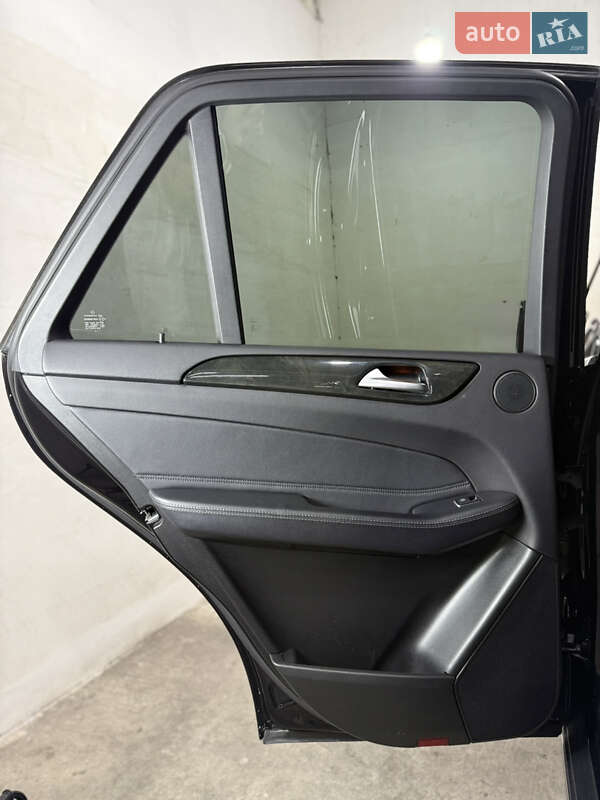 Внедорожник / Кроссовер Mercedes-Benz GLE-Class 2018 в Одессе фото 31 Внедорожник / Кроссовер Mercedes-Benz GLE-Class 2018 в Одессе