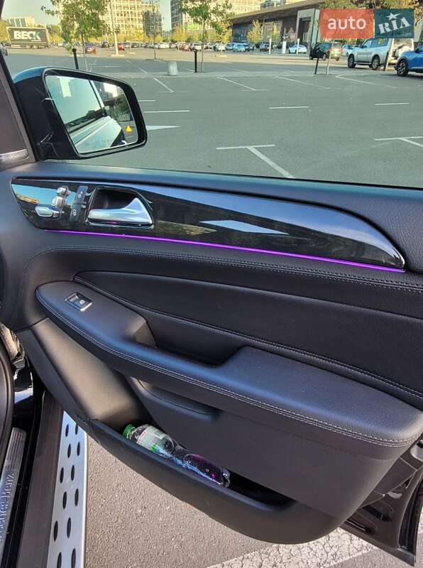 Позашляховик / Кросовер Mercedes-Benz GLE-Class 2017 в Києві фото 37 Позашляховик / Кросовер Mercedes-Benz GLE-Class 2017 в Києві