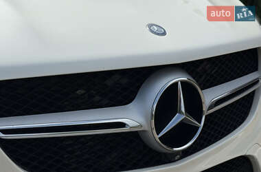 Внедорожник / Кроссовер Mercedes-Benz GLE-Class 2015 в 