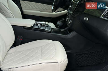 Внедорожник / Кроссовер Mercedes-Benz GLE-Class 2015 в 