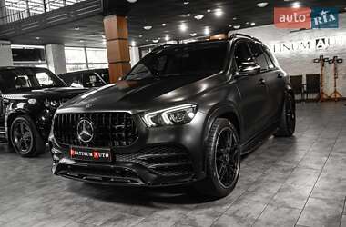 Внедорожник / Кроссовер Mercedes-Benz GLE-Class 2019 в 