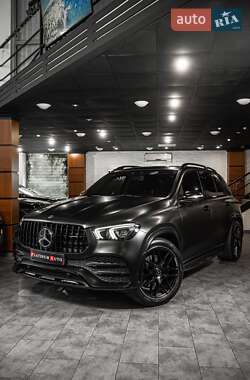 Внедорожник / Кроссовер Mercedes-Benz GLE-Class 2019 в 
