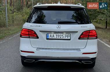 Внедорожник / Кроссовер Mercedes-Benz GLE-Class 2015 в 