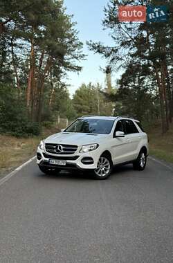 Внедорожник / Кроссовер Mercedes-Benz GLE-Class 2015 в 