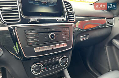 Внедорожник / Кроссовер Mercedes-Benz GLE-Class 2016 в Киеве