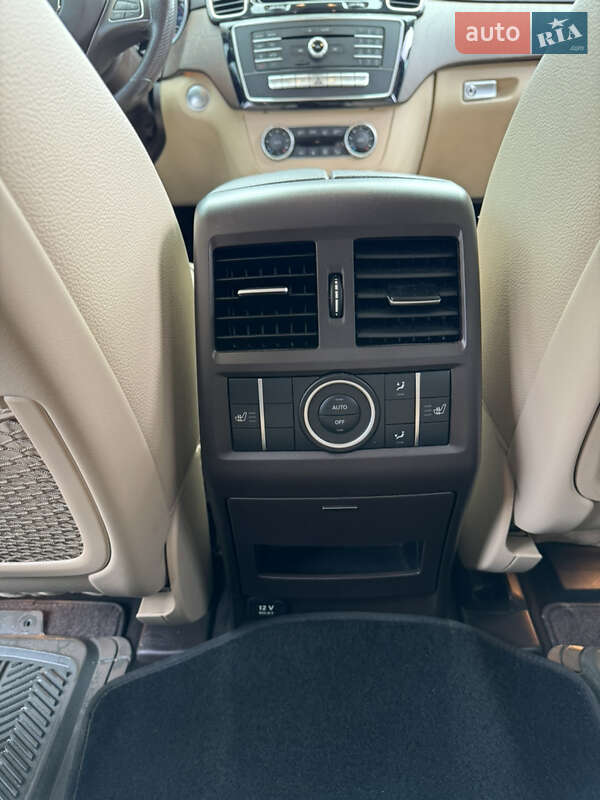 Внедорожник / Кроссовер Mercedes-Benz GLE-Class 2015 в Ивано-Франковске