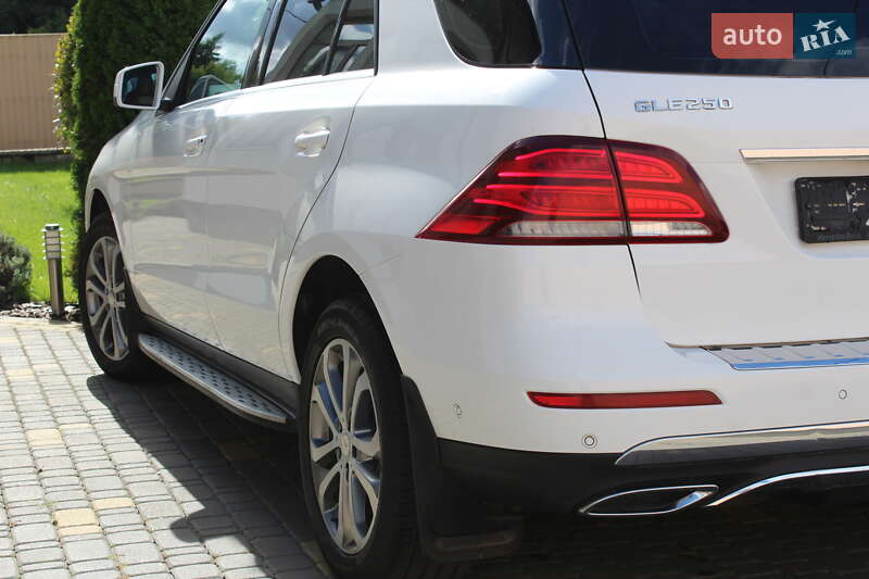 Позашляховик / Кросовер Mercedes-Benz GLE-Class 2016 в Шептицькому фото 5 Позашляховик / Кросовер Mercedes-Benz GLE-Class 2016 в Шептицькому