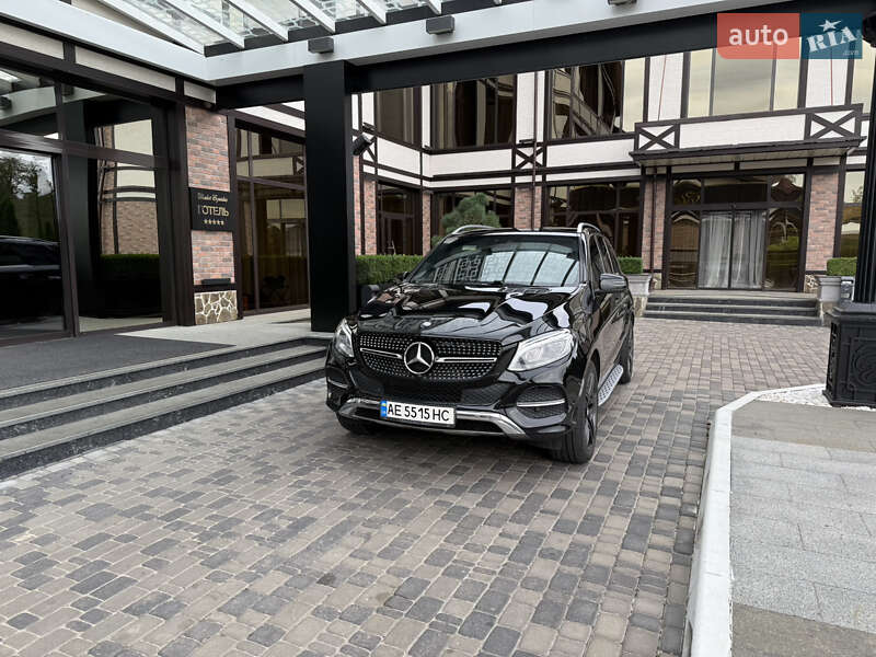 Внедорожник / Кроссовер Mercedes-Benz GLE-Class 2016 в Днепре фото 7 Внедорожник / Кроссовер Mercedes-Benz GLE-Class 2016 в Днепре