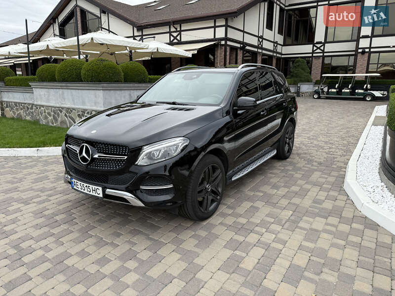 Внедорожник / Кроссовер Mercedes-Benz GLE-Class 2016 в Днепре фото 54 Внедорожник / Кроссовер Mercedes-Benz GLE-Class 2016 в Днепре