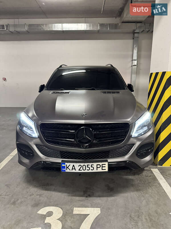 Внедорожник / Кроссовер Mercedes-Benz GLE-Class 2017 в Киеве