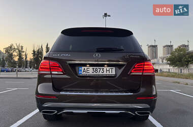 Внедорожник / Кроссовер Mercedes-Benz GLE-Class 2016 в 