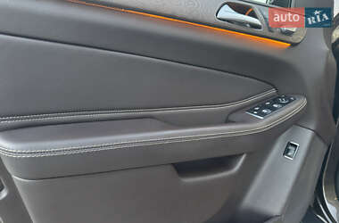 Внедорожник / Кроссовер Mercedes-Benz GLE-Class 2016 в 