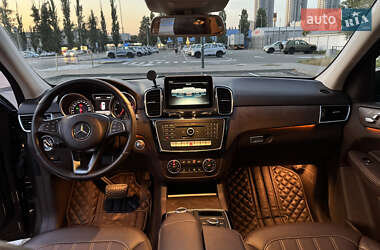 Внедорожник / Кроссовер Mercedes-Benz GLE-Class 2016 в 