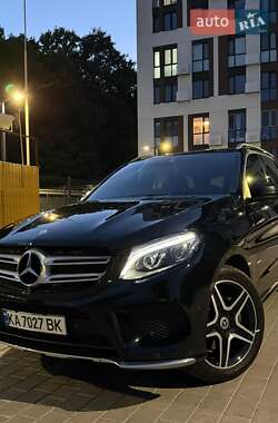 Внедорожник / Кроссовер Mercedes-Benz GLE-Class 2016 в 